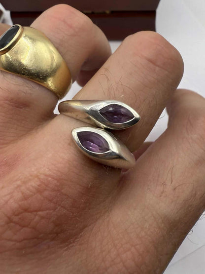 Quality 925 Sterling Silver Amethyst Set Ring • Size - S • 6.52 Grams