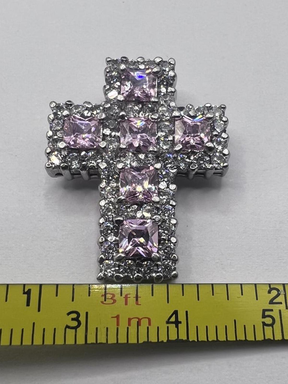 Quality 925 Sterling Silver Pink Stone Set Cross Pendant - 6.79 Grams