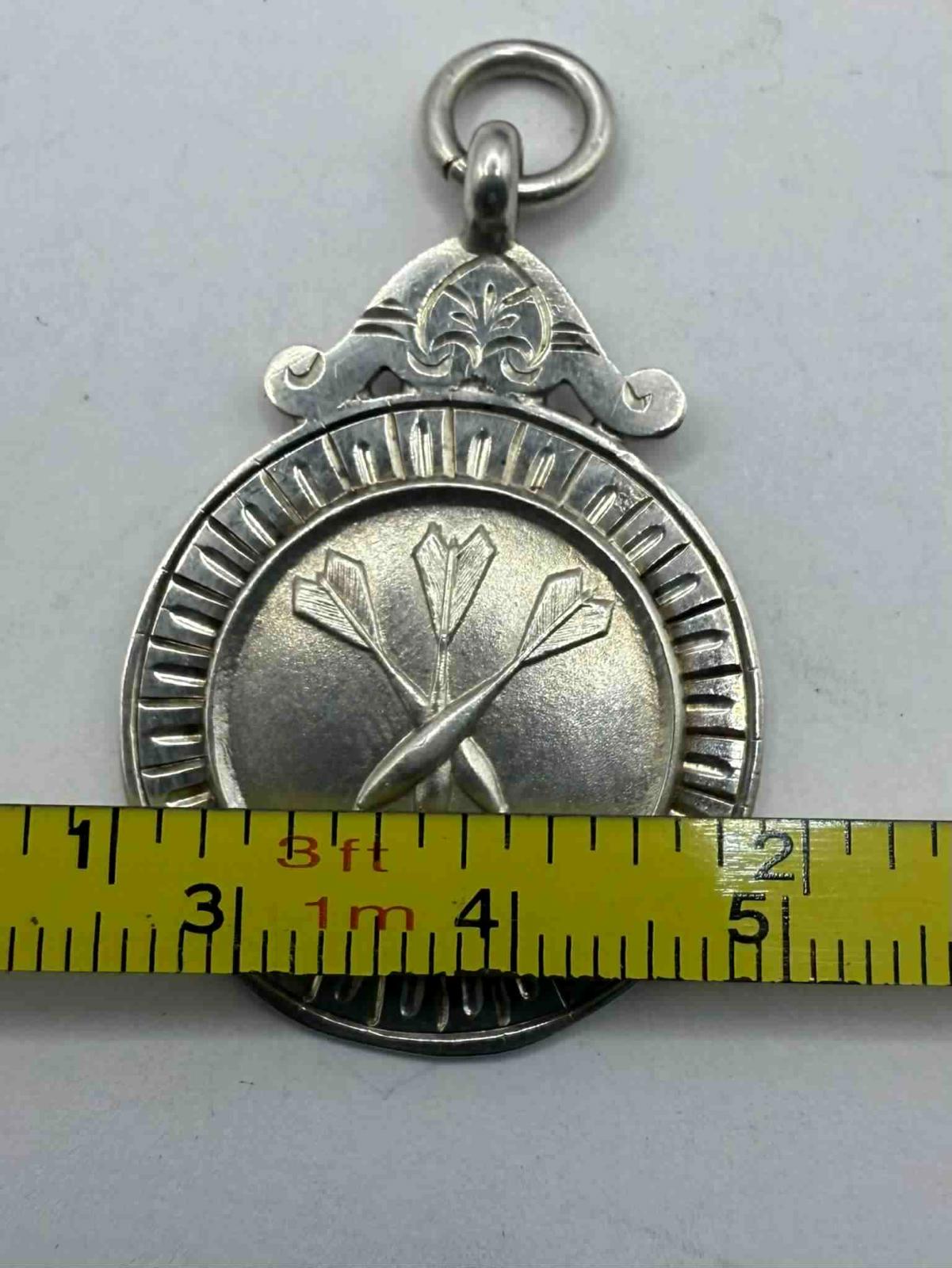 Quality 925 Sterling Silver Dart Medallion Pendant • 7.44 Grams