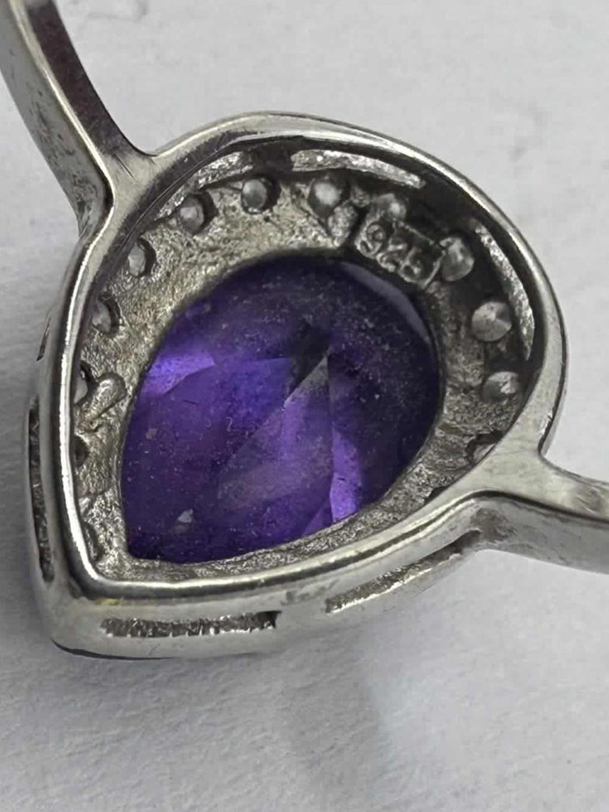 Quality 925 Sterling Silver Amethyst Set Ring • Size - M • 2.65 Grams