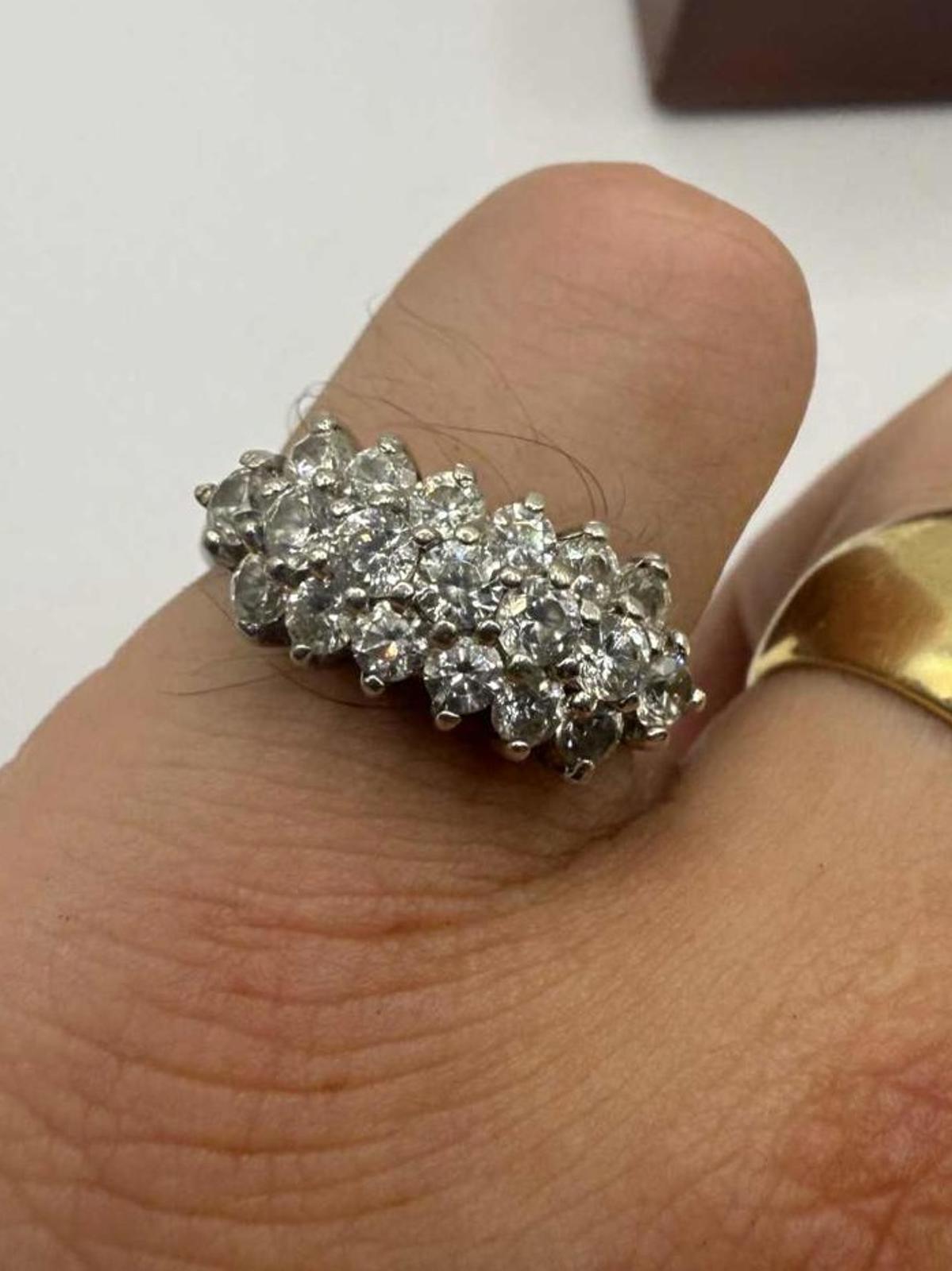 Quality 925 Sterling Silver Clear Stone Cluster Ring  • Size - P • 3.96 Grams