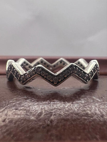 Quality 925 Sterling Silver Stone Set Wave Ring • 1.73 Grams • Size - O