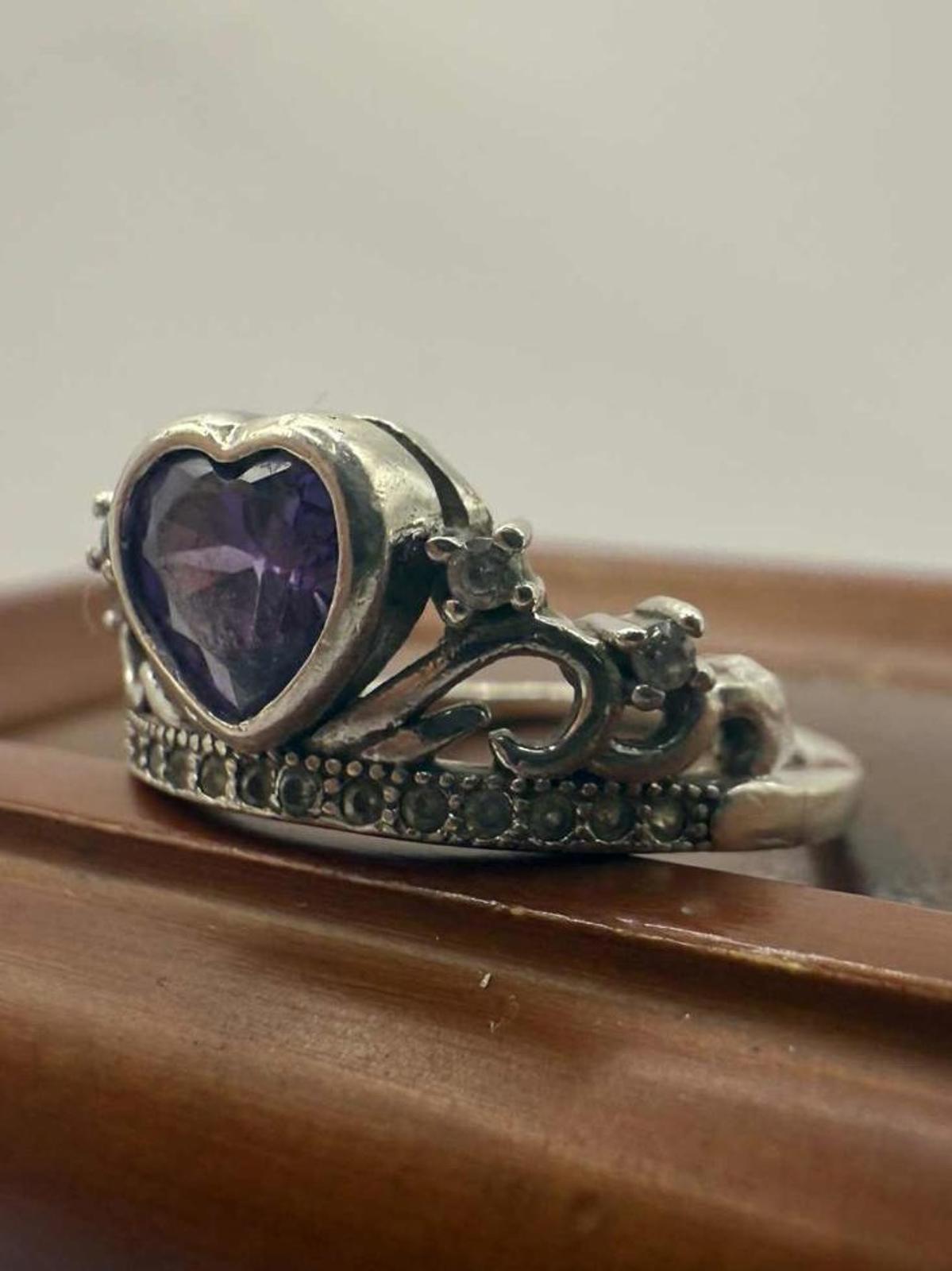 Quality 925 Sterling Silver Amethyst Set Crown Ring • 2.52 Grams • Size - M