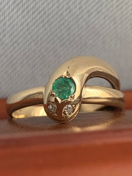 Vintage Emerald & Diamond Eyes Snake Ring - O½