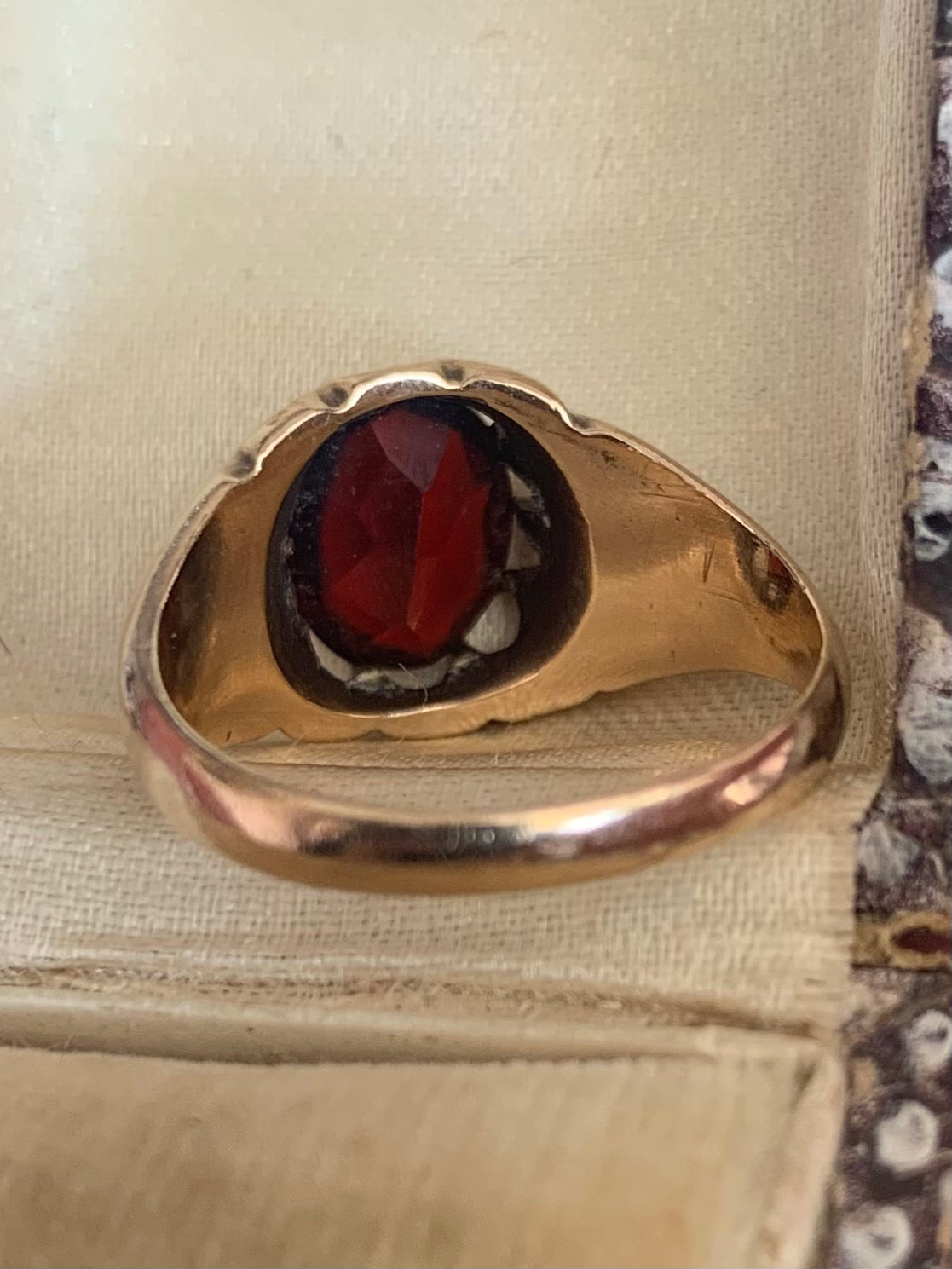 Vintage 9ct Rose Gold Garnet Set Ring - N½