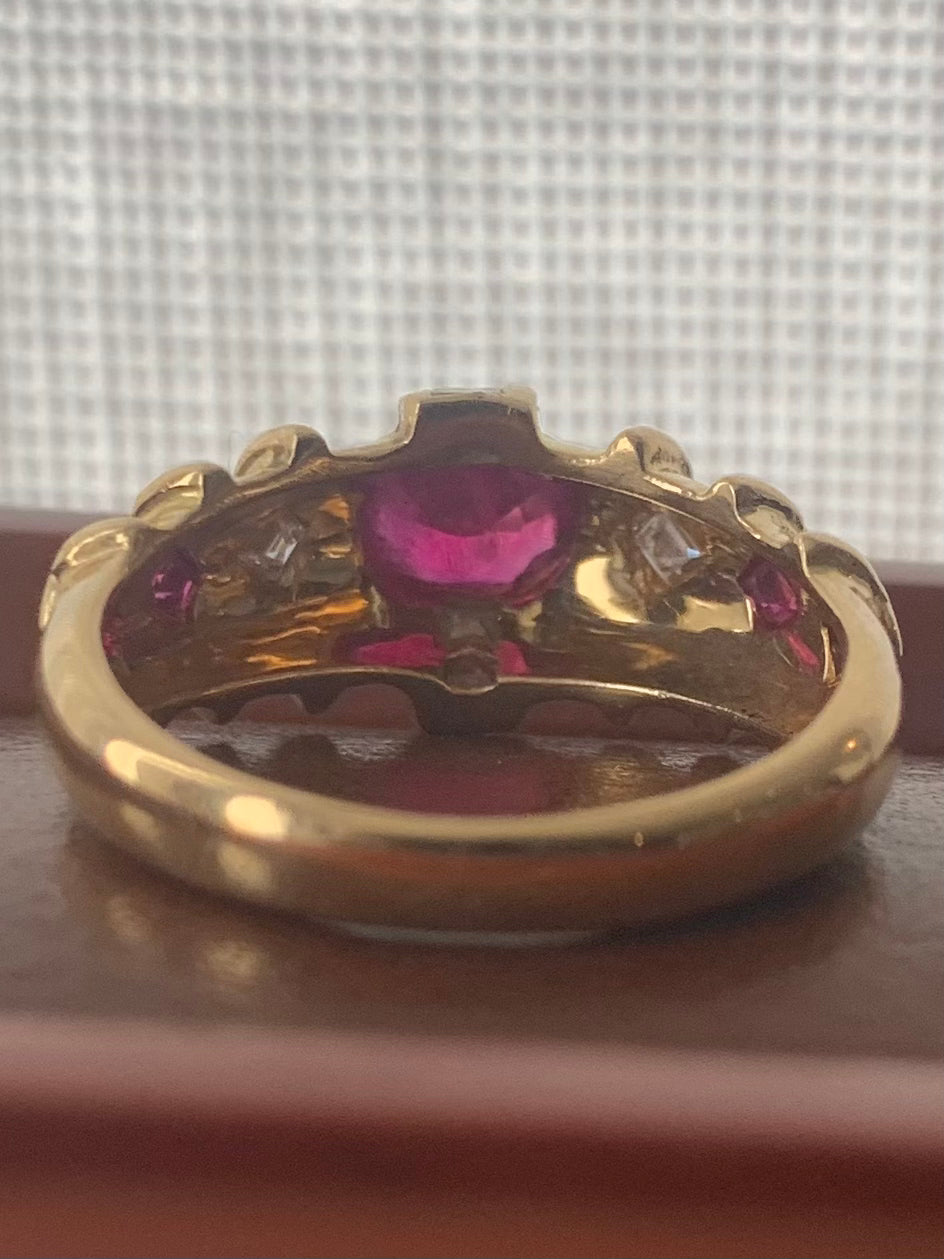 Quality 18ct 0.84ct Ruby & Diamond Ring - K½