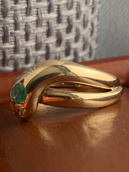 Vintage Emerald & Diamond Eyes Snake Ring - O½