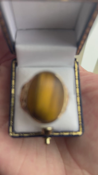 Unique 9ct Yellow Gold Patterned Tiger Eye Signet Ring - U