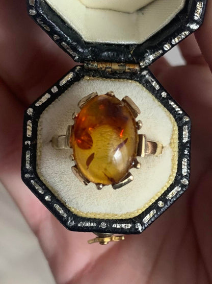 Chunky Unique 9ct Cabochon Amber Ring - P½