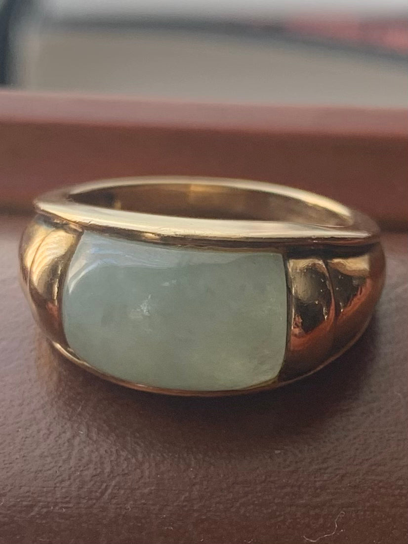 Heavy Vintage 9ct Jade Set Ring - N