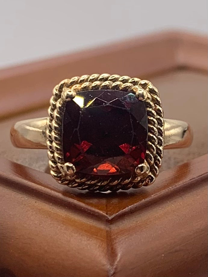 Chunky 9ct Rose Gold Garnet Set Ring - L