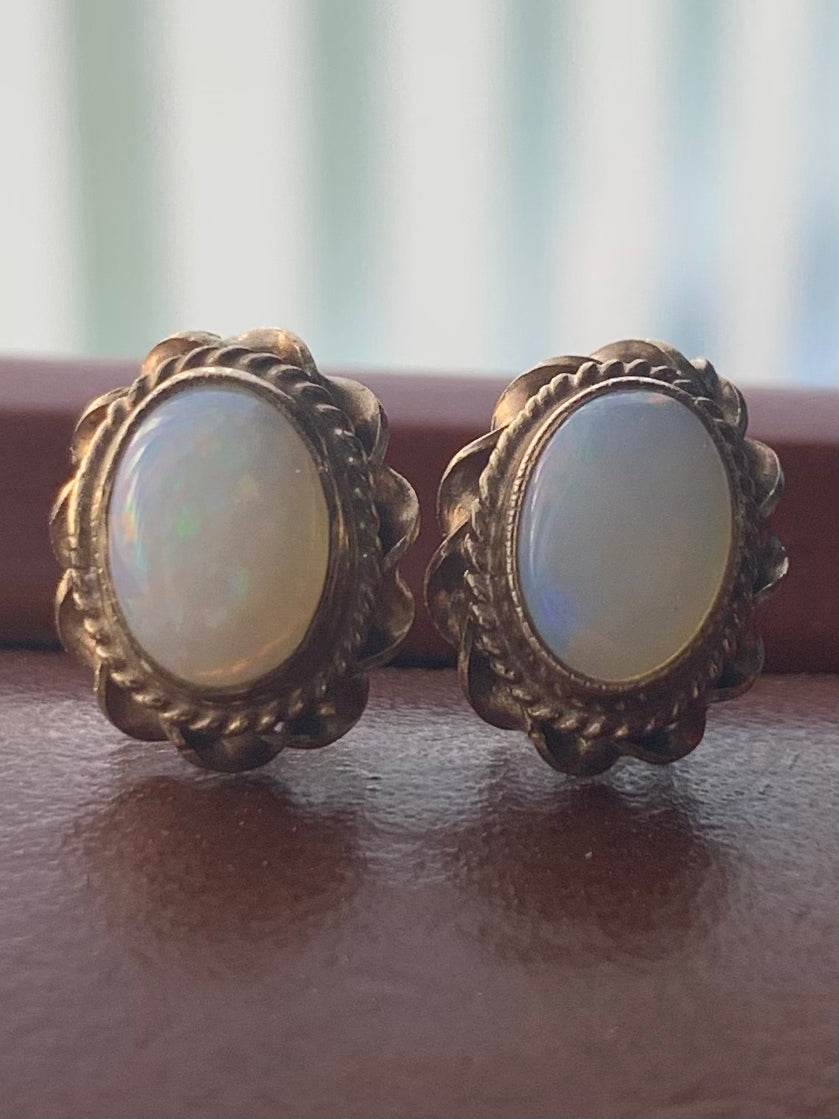 Vintage 9ct Opal Earrings