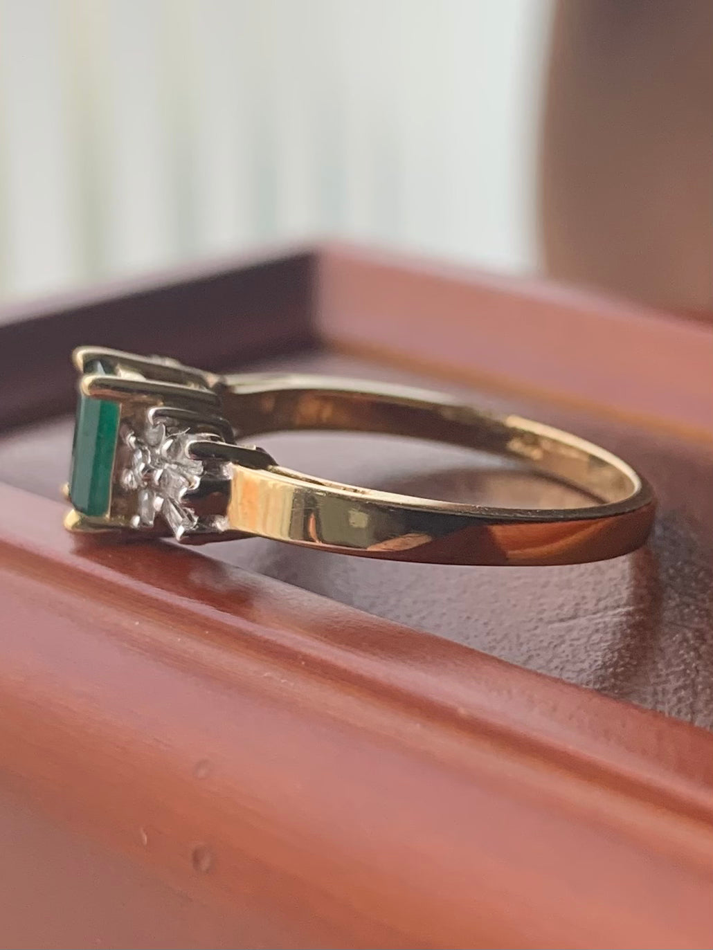 10ct Yellow Gold Emerald & Diamond Ring - O½