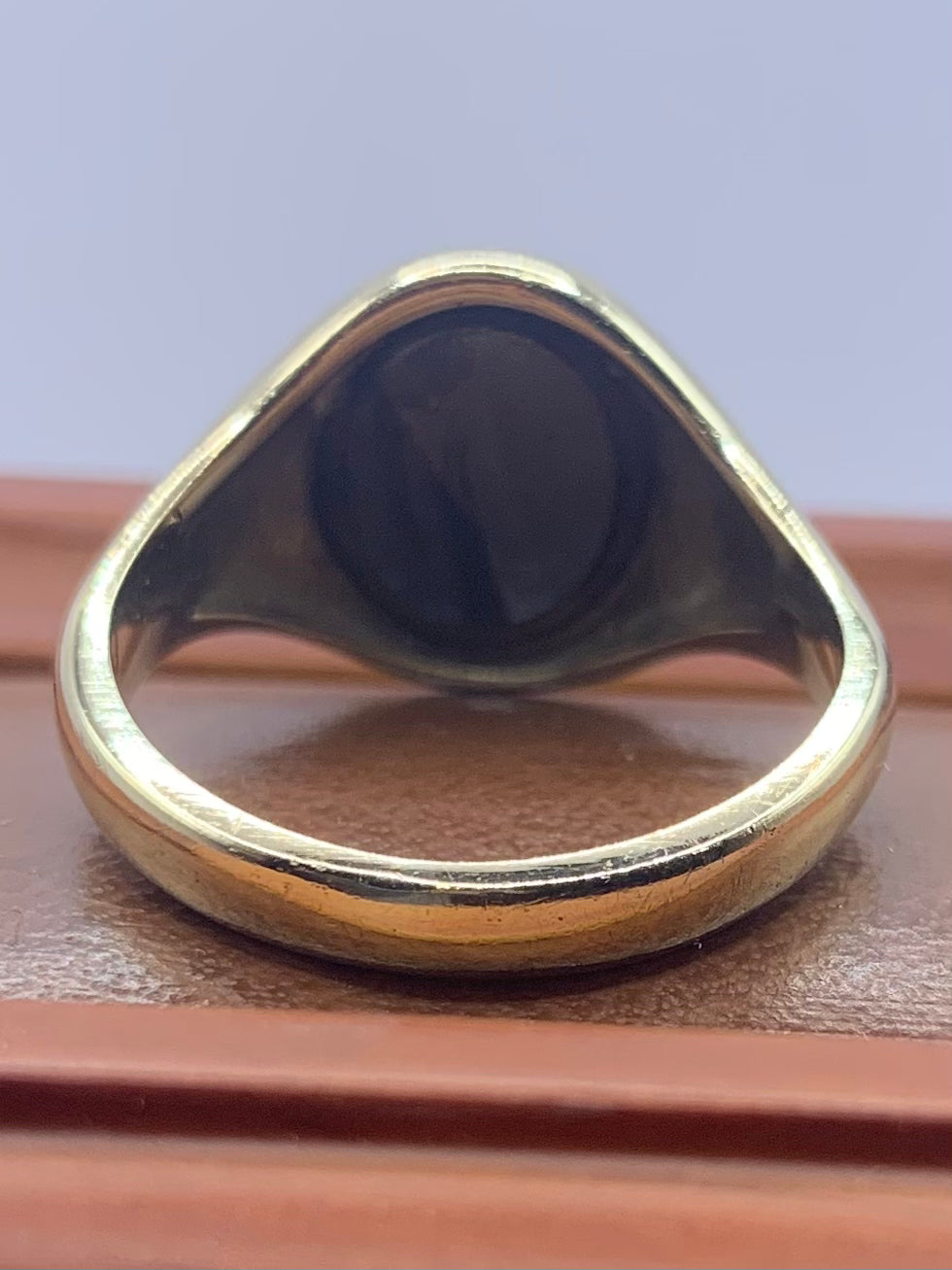 Vintage 9ct Gold & Hematite Centurion Head Signet Ring - R