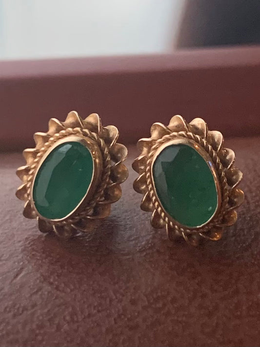 Vintage 9ct Emerald 1.30ct Set Earrings